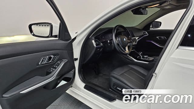BMW 3 Series 2020 — ფოტო 10/20