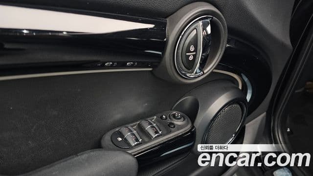 Mini Cooper 2022 — Şəkil 17/20