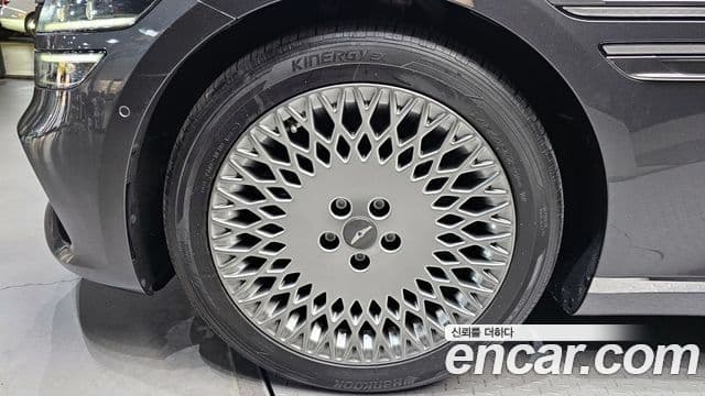 Genesis Electrified G80 2021 — ფოტო 5/20