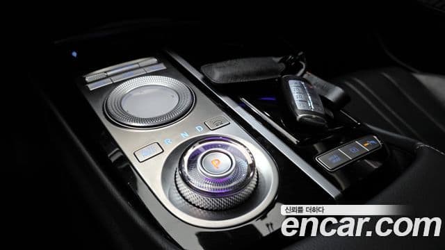 Genesis Electrified G80 2021 — ფოტო 9/20