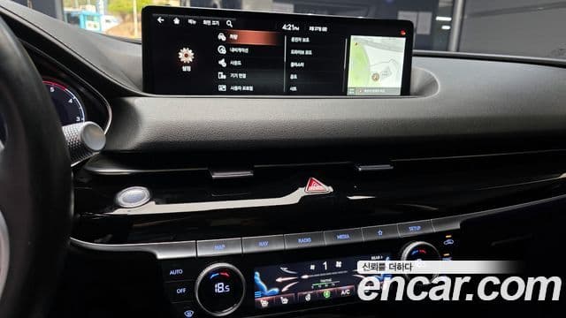 Genesis Electrified G80 2021 — ფოტო 14/20