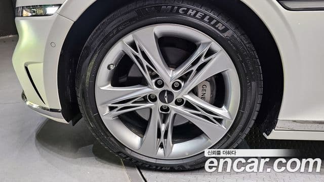 Genesis G90 2022 — ფოტო 5/20