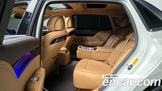 Genesis G90 2022 — ფოტო 12/20
