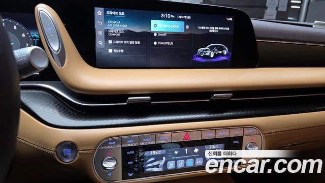 Genesis G90 2022 — ფოტო 14/20