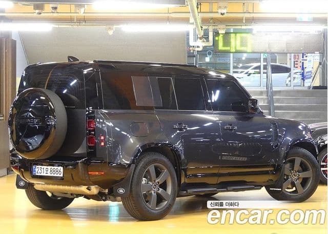 Land Rover Defender 2025 — ფოტო 2/20