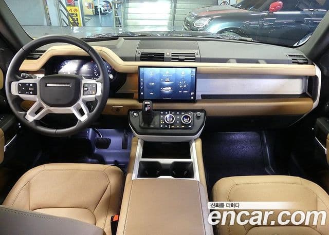 Land Rover Defender 2025 — ფოტო 7/20
