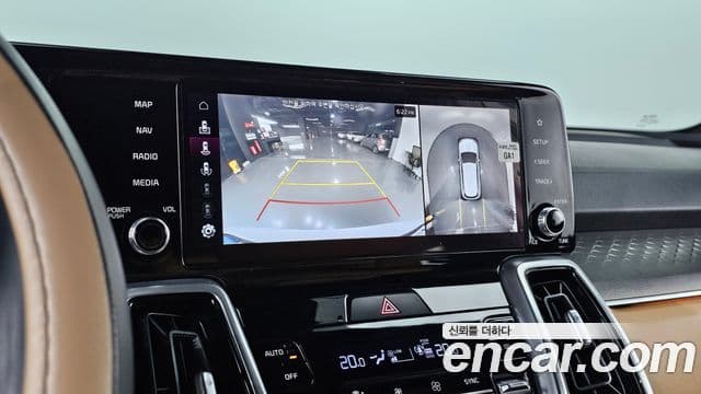 Kia Sorento 2021 — фото 18 из 20