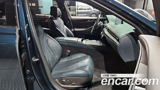 Genesis Electrified G80 2020 — Şəkil 10/20