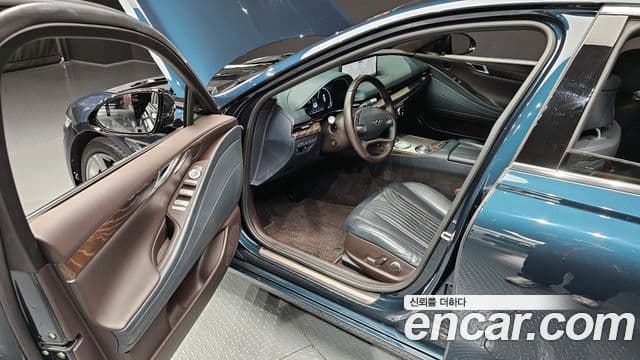 Genesis Electrified G80 2020 — Şəkil 11/20