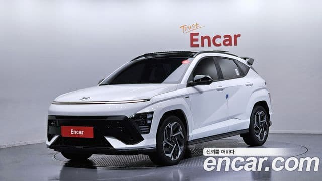 Hyundai Kona 2023 — ფოტო 1/20
