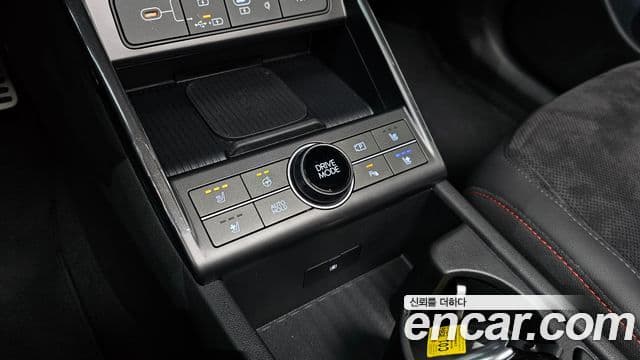 Hyundai Kona 2023 — ფოტო 16/20