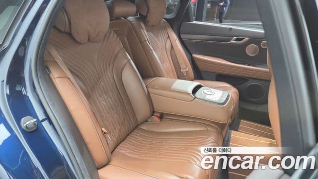 Genesis Electrified G80 2020 — Şəkil 11/20