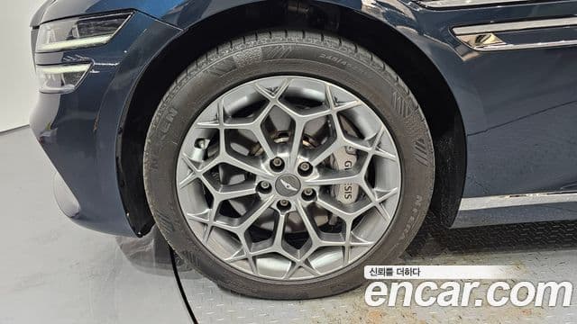 Genesis Electrified G80 2021 — фото 5 из 20
