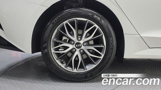 Kia K5 2021 — фото 5 из 20