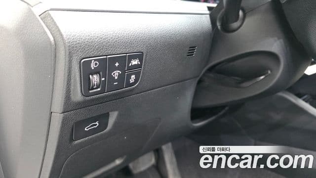 Kia K5 2021 — Şəkil 18/20