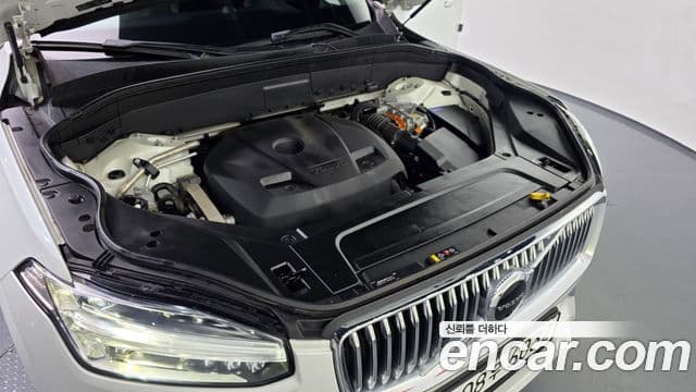 Volvo XC90 2020 — ფოტო 5/19