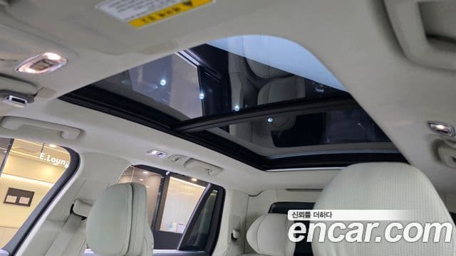 Volvo XC90 2020 — ფოტო 17/19