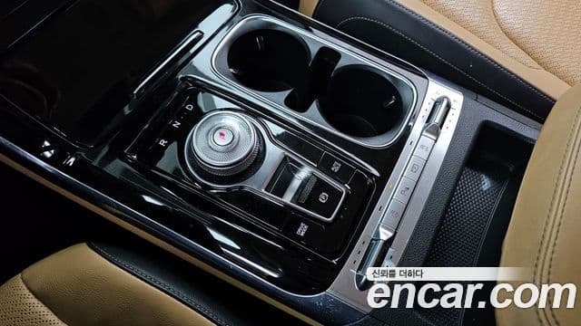 Kia Carnival 2020 — Şəkil 9/20