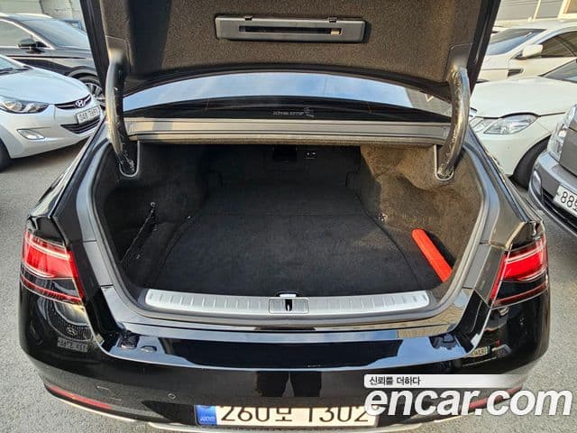 Genesis G90 2022 — фото 19 из 20