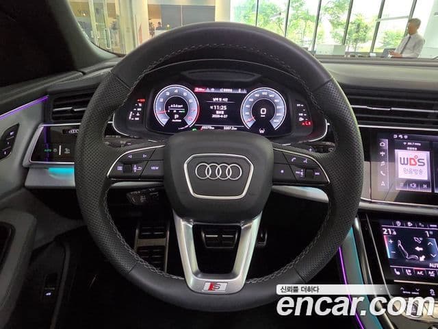 Audi Q7 2023 — Şəkil 11/20