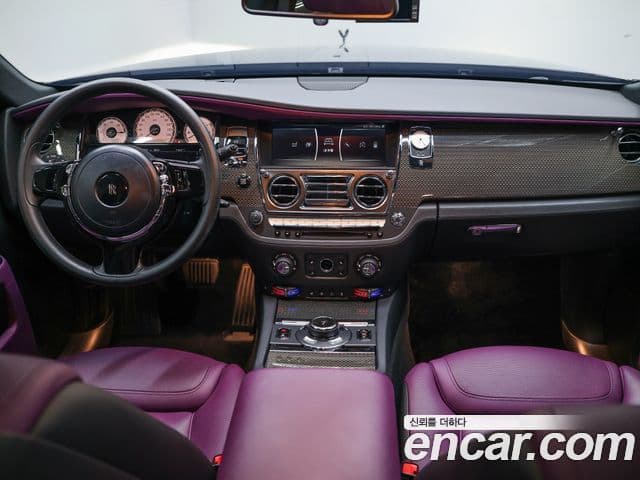 Rolls-Royce Ghost 2020 — ფოტო 17/20