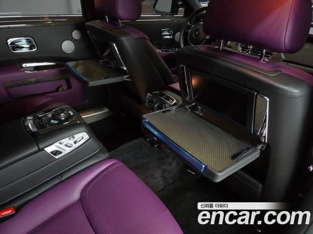 Rolls-Royce Ghost 2020 — ფოტო 5/20