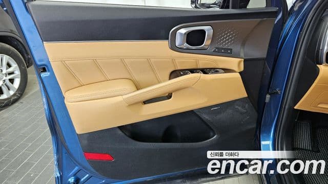 Kia Sorento 2020 — Photo 9/35