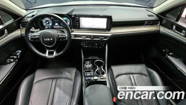 Kia K5 2021 — ფოტო 7/20