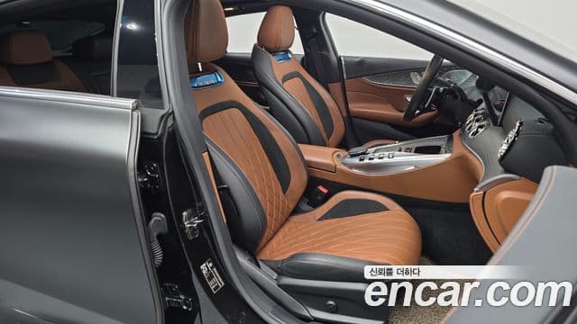 Mercedes-Benz AMG GT 2022 — Photo 9/20