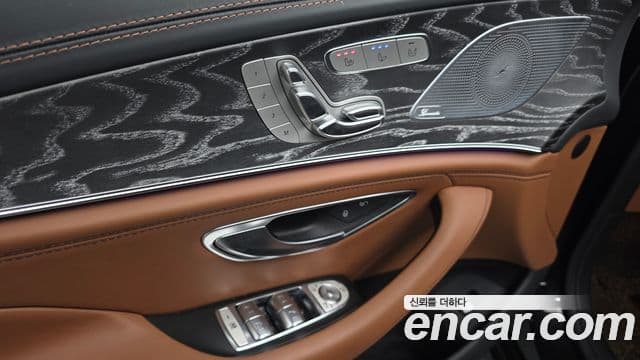 Mercedes-Benz AMG GT 2022 — Photo 14/20