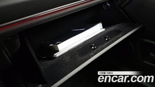 Genesis GV80 2021 — Photo 19/37