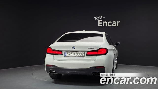 BMW 5 Series 2021 — ფოტო 4/20