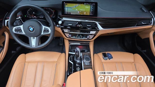 BMW 5 Series 2021 — ფოტო 7/20