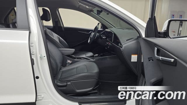 Kia Niro 2025 — Şəkil 11/20