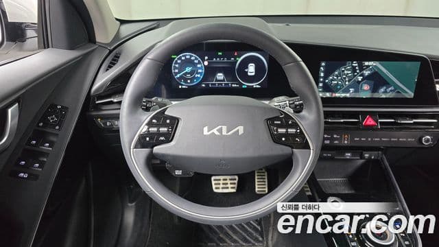 Kia Niro 2025 — Şəkil 13/20