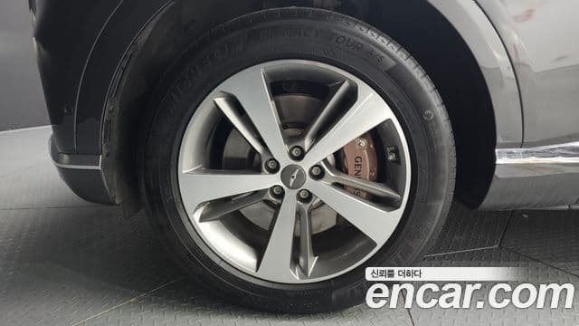 Genesis GV80 2023 — ფოტო 5/20