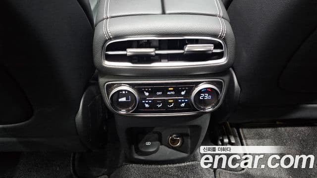 Genesis GV80 2023 — ფოტო 18/20