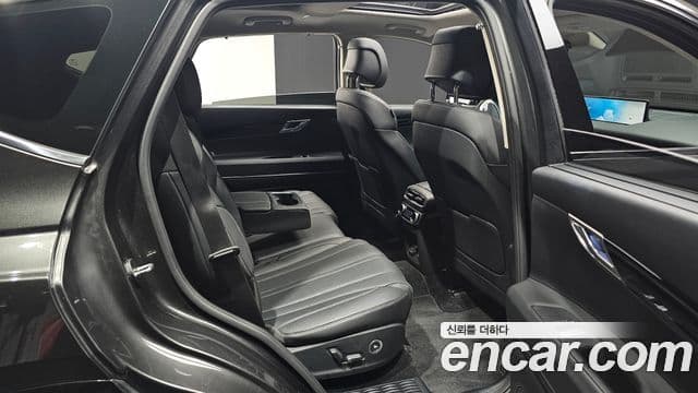 Genesis GV80 2023 — Photo 25/34