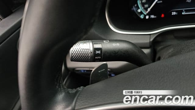 Genesis GV80 2023 — Photo 18/34