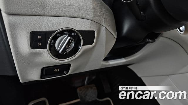 Mercedes-Benz GLA-Class 2019 — Фото 18/20