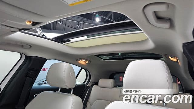 Mercedes-Benz GLA-Class 2019 — Фото 19/20