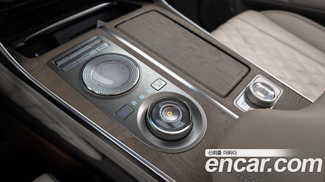 Genesis GV80 2021 — Şəkil 9/20
