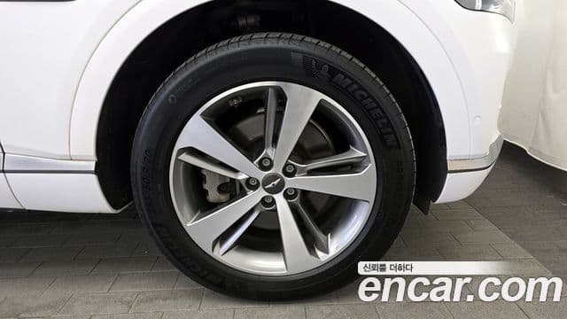 Genesis GV80 2021 — Photo 23/36