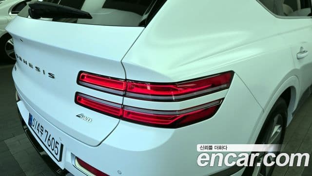 Genesis GV80 2021 — Photo 12/36