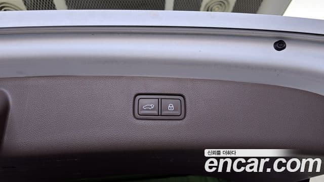 Genesis GV80 2021 — Photo 31/36