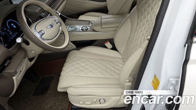 Genesis GV80 2021 — Photo 28/36