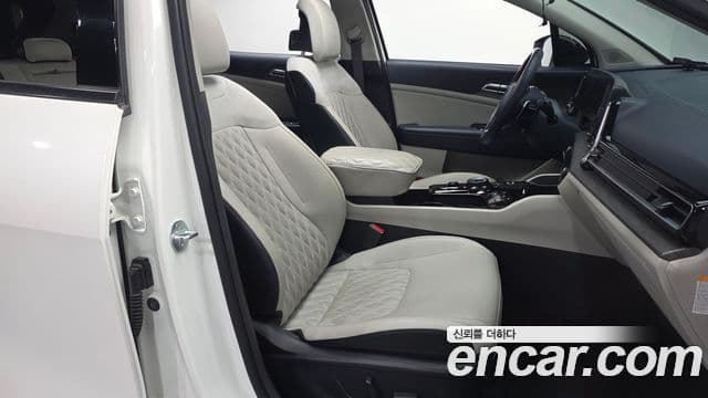 Kia Sportage 2023 — Фото 12/20