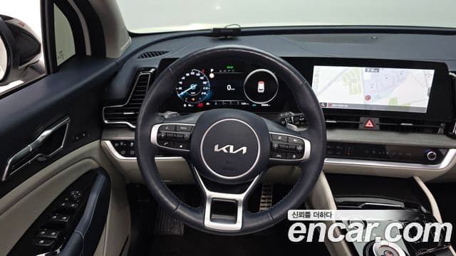 Kia Sportage 2023 — Фото 13/20