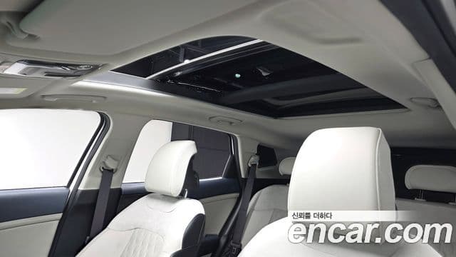 Kia Sportage 2023 — Фото 18/20