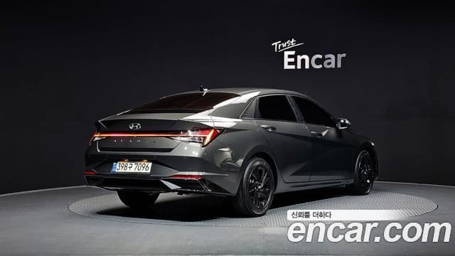 Hyundai Avante 2021 — ფოტო 2/20